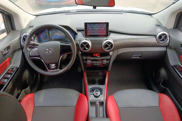 Used BAIC New Energy EX 2018 EX360 New Style Edition Center Console