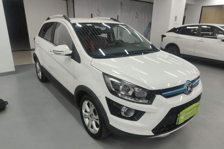 Used BAIC New Energy EX 2018 EX360 New Style Edition Exterior 1