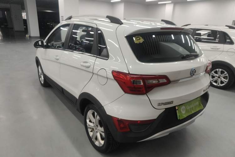 Used BAIC New Energy EX 2018 EX360 New Style Edition Exterior 2