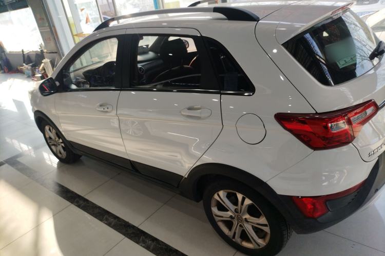 Used BAIC New Energy EX 2018 EX360 New Style Edition Exterior 3