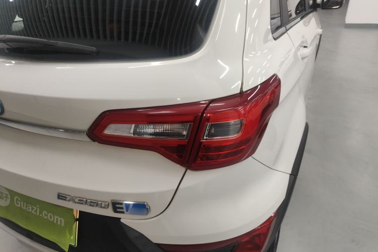 Used BAIC New Energy EX 2018 EX360 New Style Edition Exterior 3