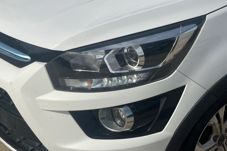 Used BAIC New Energy EX 2018 EX360 New Style Edition Exterior 7