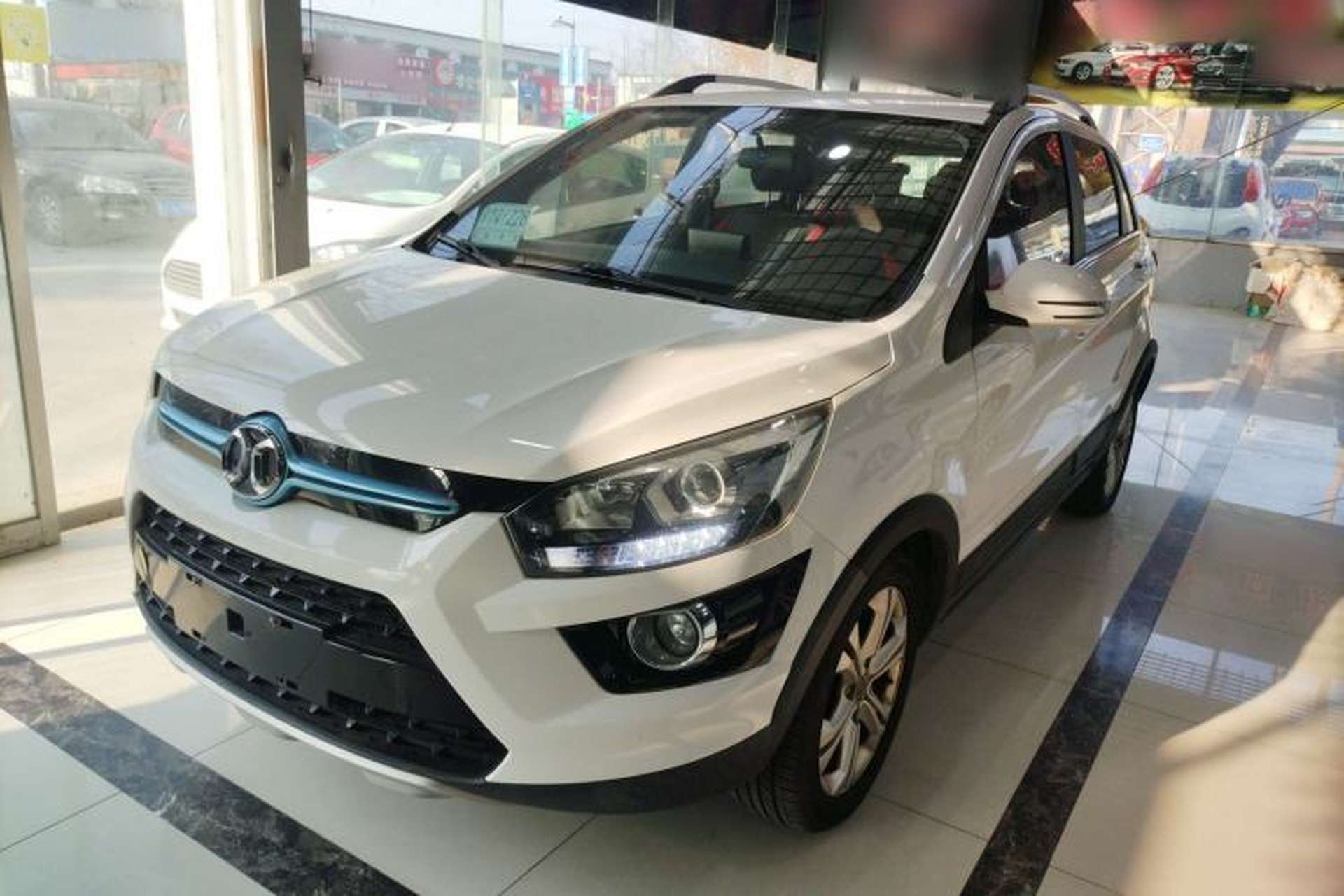 Used BAIC New Energy EX 2018 EX360 New Style Edition Front Left 45 Deg
