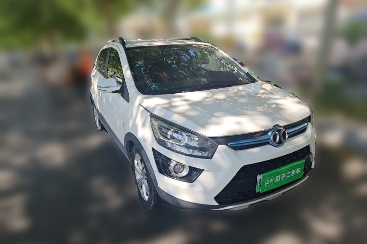 Used BAIC New Energy EX 2018 EX360 New Style Edition Front Right 45 Deg