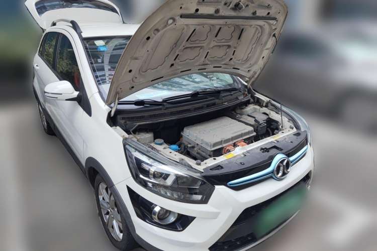 Used BAIC New Energy EX 2018 EX360 New Style Edition Front Right 45 Deg