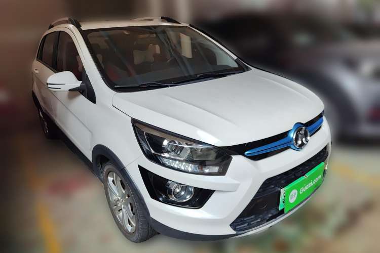 Used BAIC New Energy EX 2018 EX360 New Style Edition Front Right 45 Deg