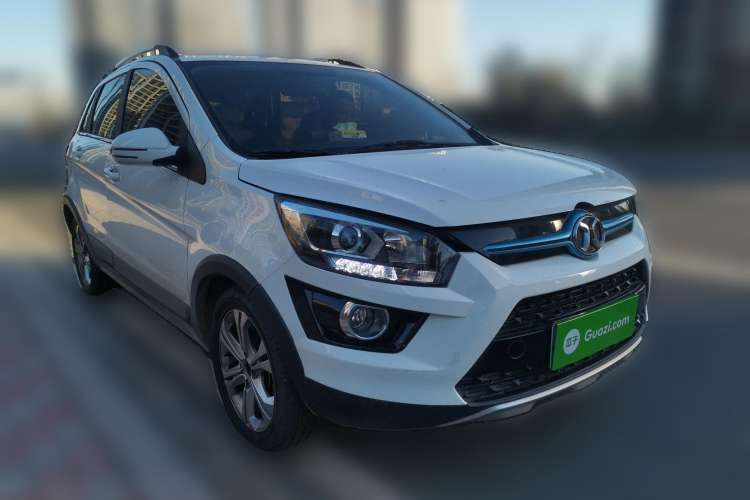 Used BAIC New Energy EX 2018 EX360 New Style Edition Front Right 45 Deg