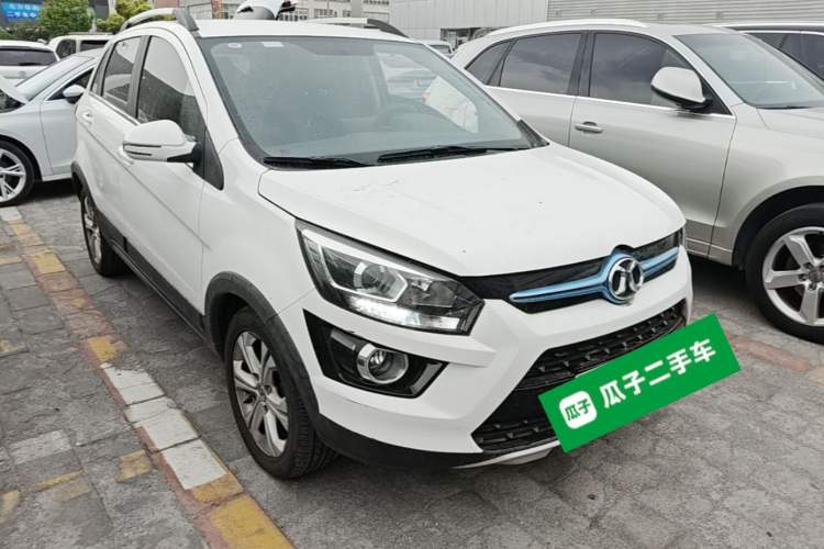 Used BAIC New Energy EX 2018 EX360 New Style Edition Front Right 45 Deg