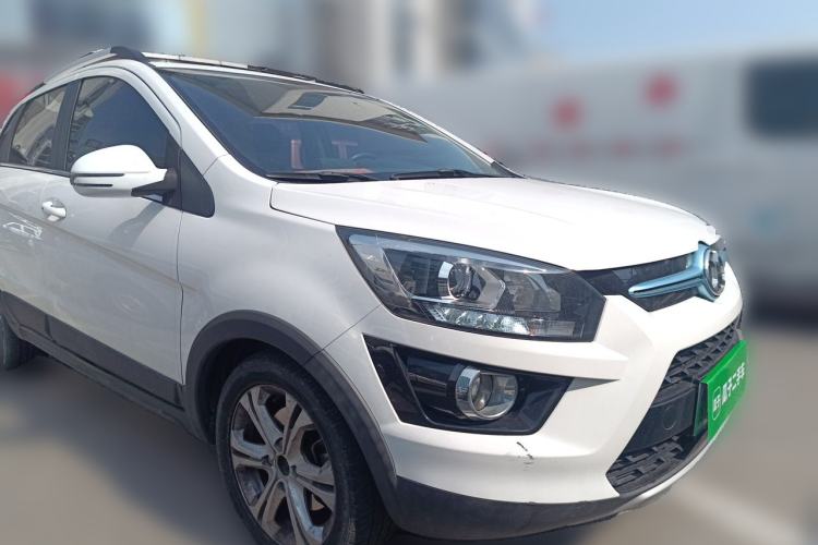 Used BAIC New Energy EX 2018 EX360 New Style Edition Front Right 45 Deg