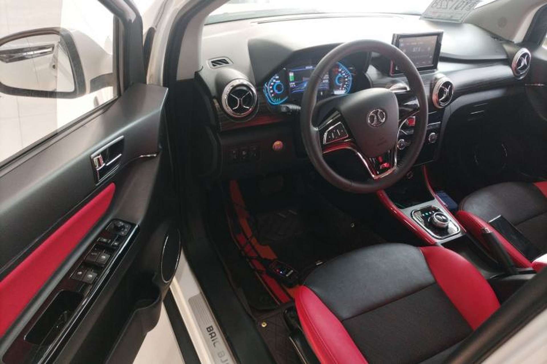 Used BAIC New Energy EX 2018 EX360 New Style Edition Interior 3