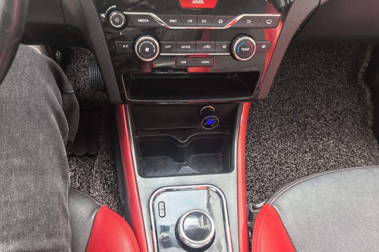Used BAIC New Energy EX 2018 EX360 New Style Edition Interior 4