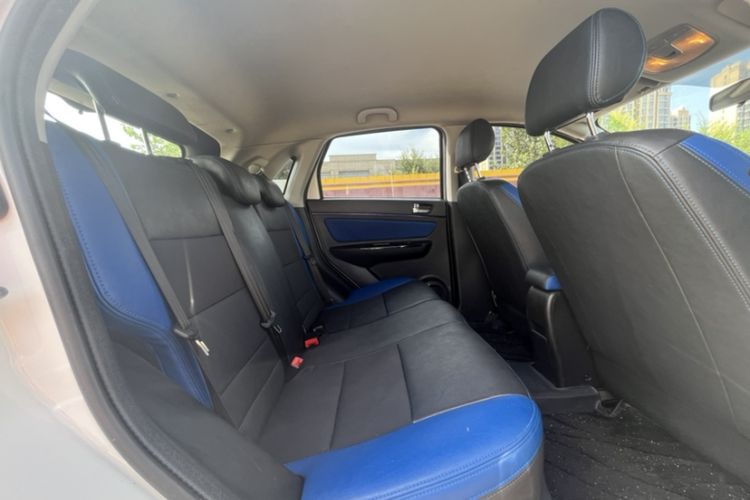 Used BAIC New Energy EX 2018 EX360 New Style Edition Interior 4