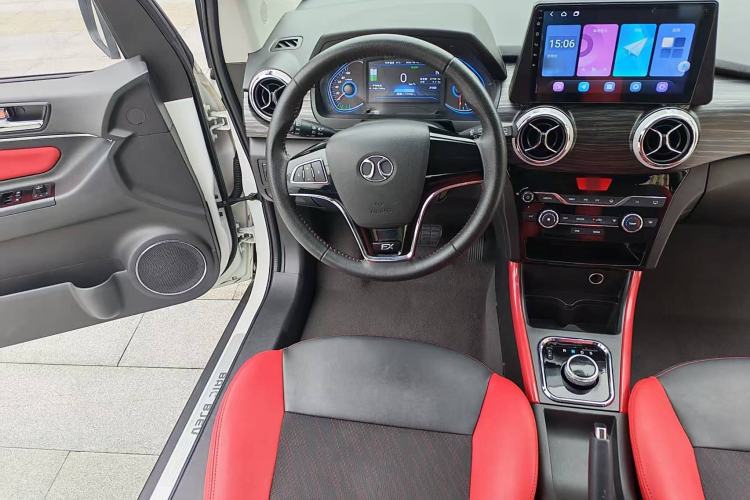 Used BAIC New Energy EX 2018 EX360 New Style Edition Interior 6
