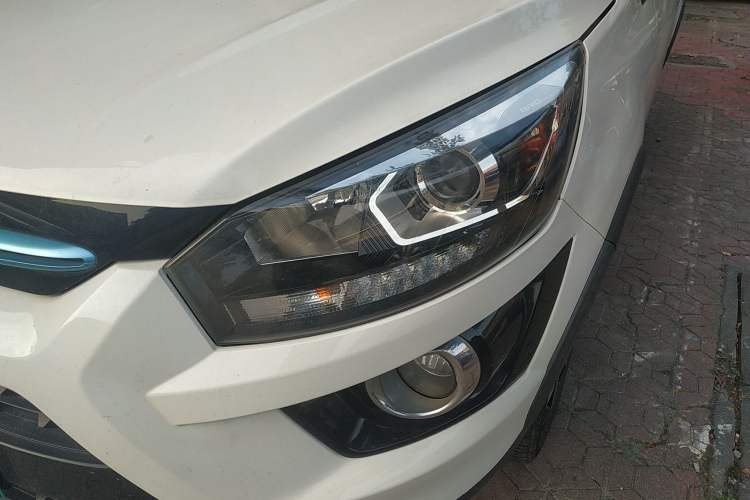 Used BAIC New Energy EX 2018 EX360 Trendy Edition Left Front Headlight