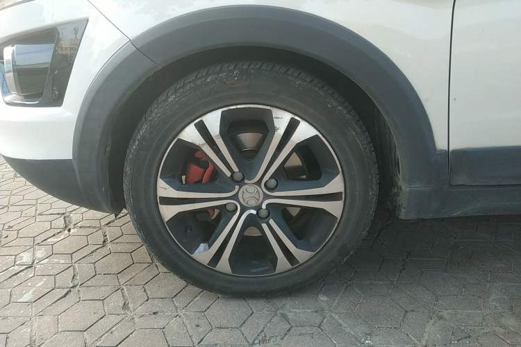 Used BAIC New Energy EX 2018 EX360 Trendy Edition Left Front Wheel Hub
