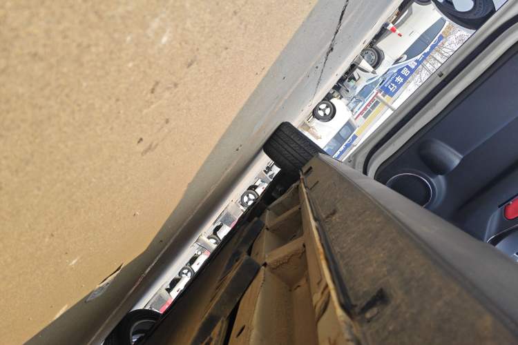 Used BAIC New Energy EX 2018 EX360 New Style Edition Left Side Sill