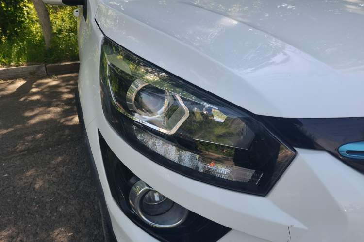 Used BAIC New Energy EX 2018 EX360 New Style Edition Right Front Headlight