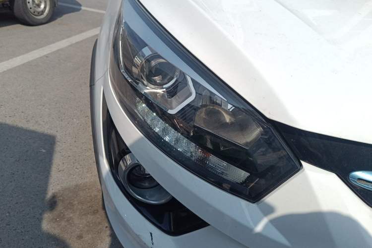 Used BAIC New Energy EX 2018 EX360 New Style Edition Right Front Headlight