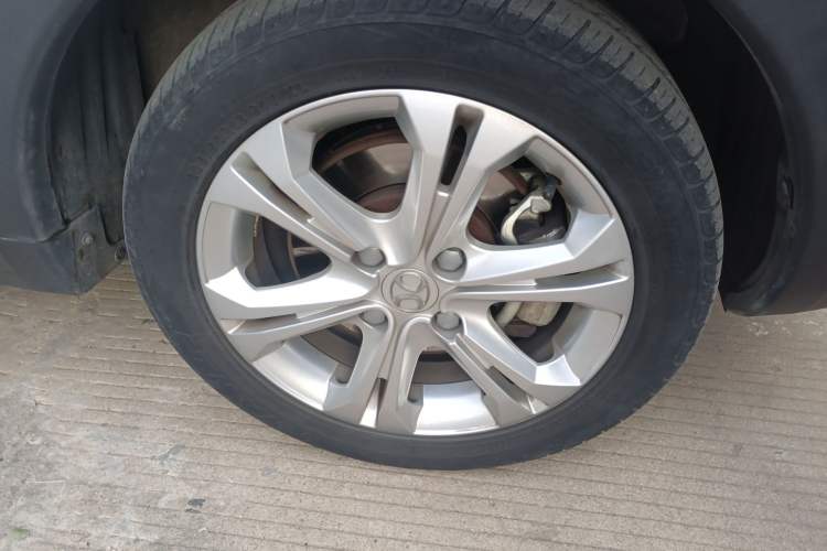Used BAIC New Energy EX 2018 EX360 New Style Edition Right Front Wheel Hub