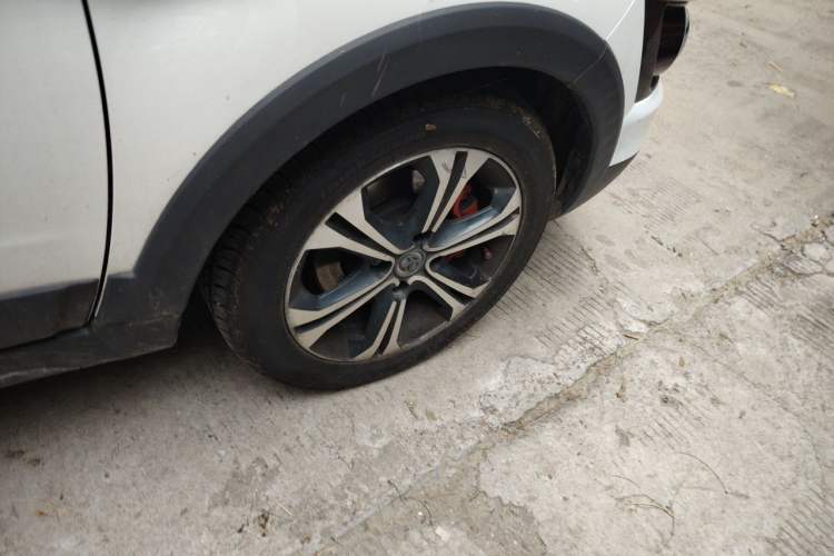 Used BAIC New Energy EX 2018 EX360 Trendy Edition Right Front Wheel Hub