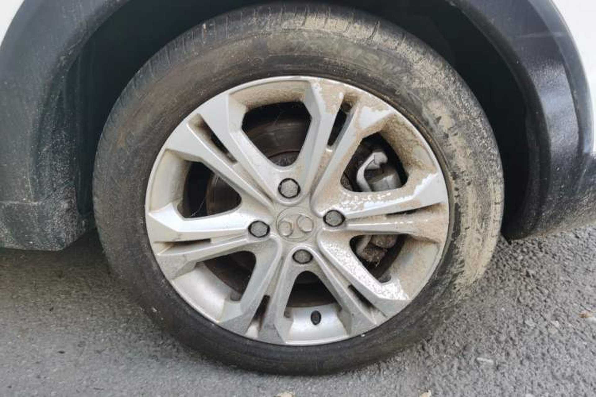 Used BAIC New Energy EX 2018 EX360 New Style Edition Right Front Wheel Hub