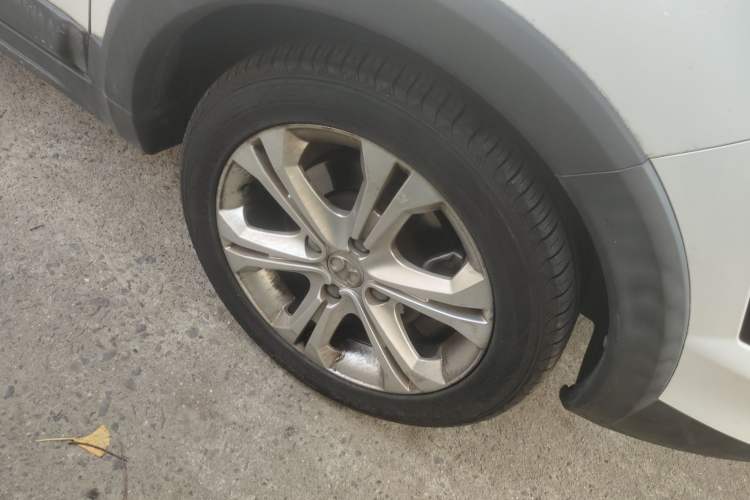 Used BAIC New Energy EX 2018 EX360 New Style Edition Right Front Wheel Hub