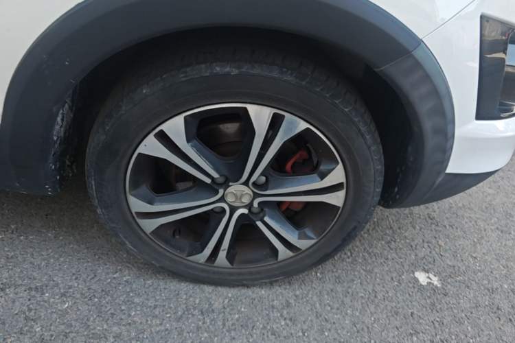 Used BAIC New Energy EX 2018 EX360 New Style Edition Right Front Wheel Hub