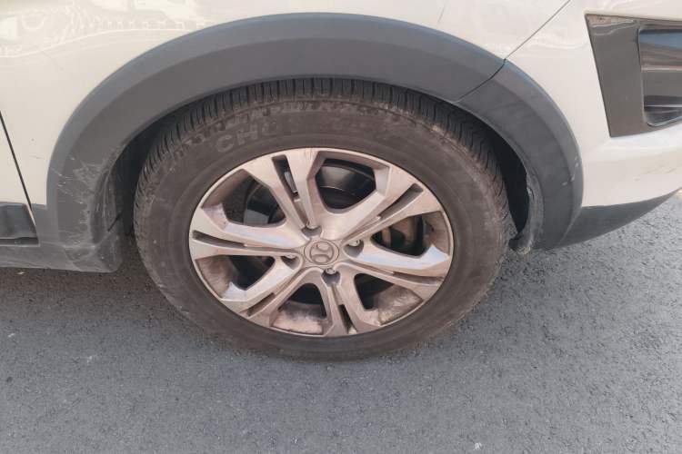 Used BAIC New Energy EX 2018 EX360 New Style Edition Right Front Wheel Hub