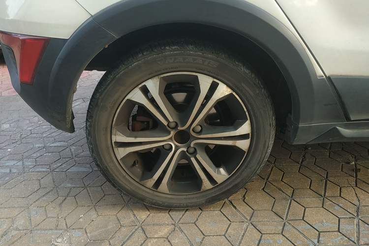 Used BAIC New Energy EX 2018 EX360 Trendy Edition Right Rear Wheel Hub