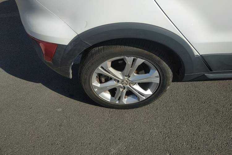 Used BAIC New Energy EX 2018 EX360 New Style Edition Right Rear Wheel Hub