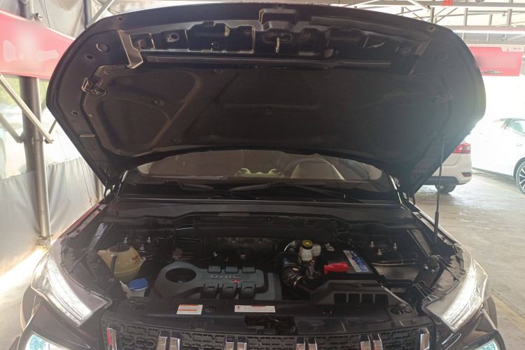 Used BAIC Off-Road BJ20 2016 1.5T CVT Luxury Model Engine Bay