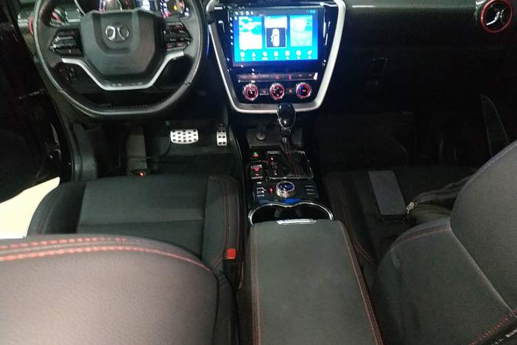 Used BAIC Off-Road BJ20 2018 1.5T CVT Luxury Model Gear Lever