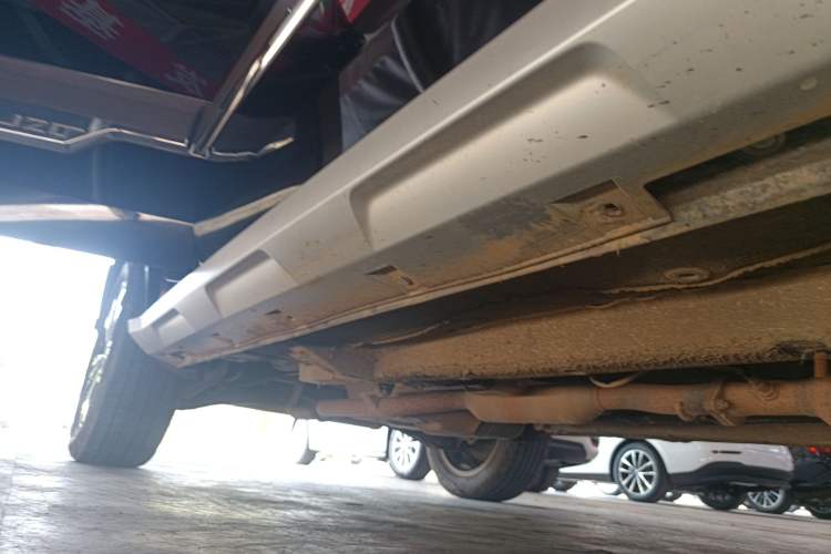 Used BAIC Off-Road BJ20 2016 1.5T CVT Luxury Model Right Side Sill