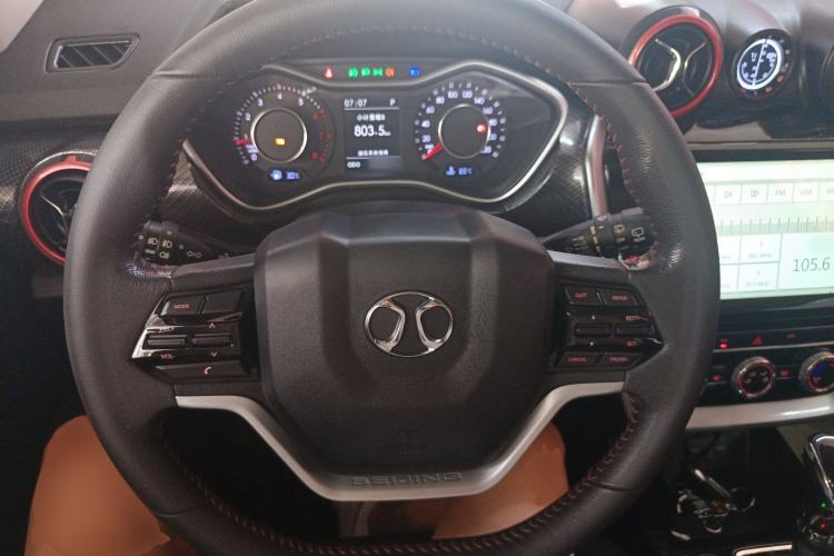 Used BAIC Off-Road BJ20 2016 1.5T CVT Luxury Model Steering Wheel