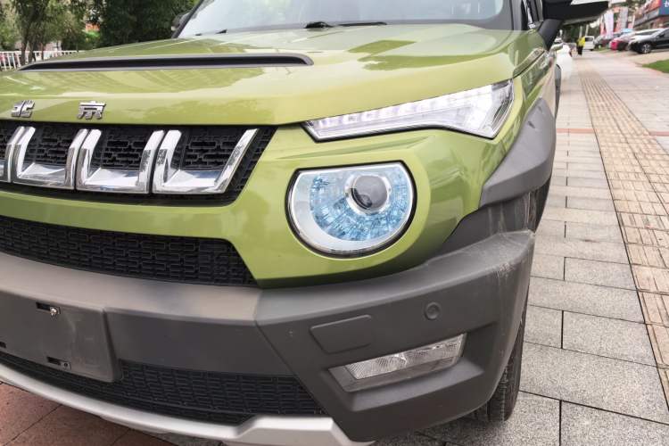 Used BAIC Off-Road BJ20 2018 1.5T CVT Luxury Model Left Front Headlight