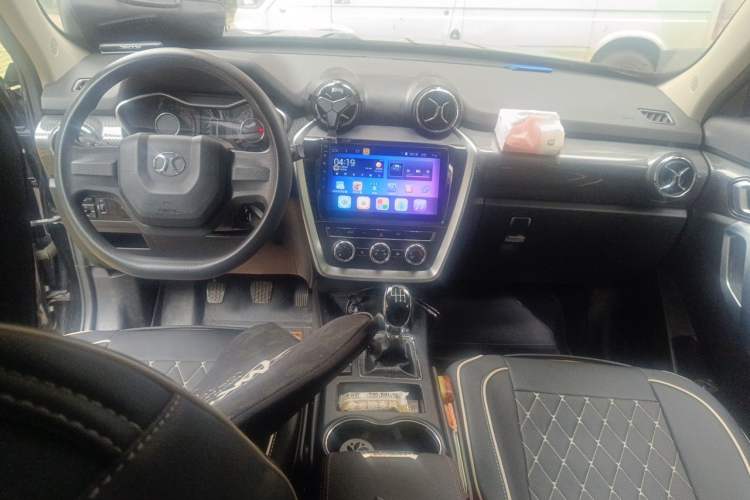 Used BAIC Off-Road BJ20 2016 1.5T Manual Elite Edition Center Console