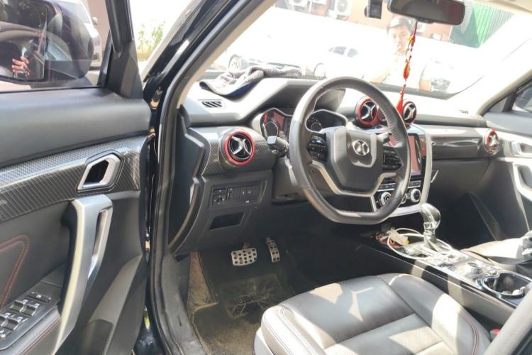 Used BAIC Off-Road BJ20 2016 1.5T CVT Prestige Edition Driver Seat