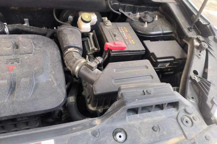 Used BAIC Off-Road BJ20 2016 1.5T CVT Luxury Model Engine Bay Left