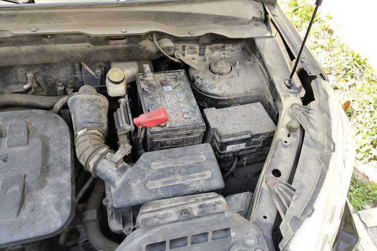 Used BAIC Off-Road BJ20 2016 1.5T CVT Luxury Model Engine Bay Left