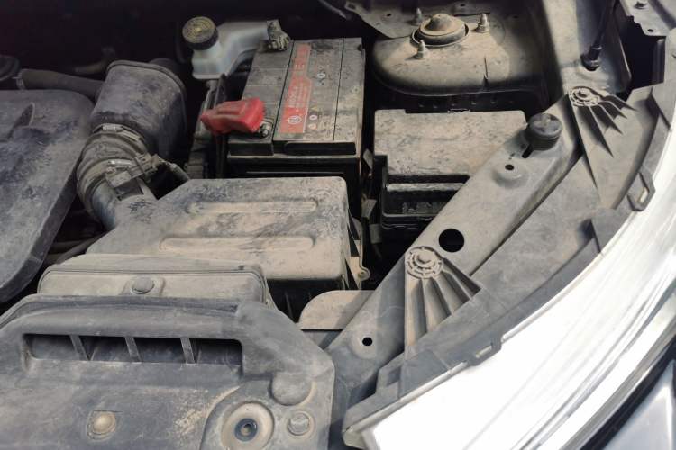 Used BAIC Off-Road BJ20 2016 1.5T CVT Prestige Edition Engine Bay Left