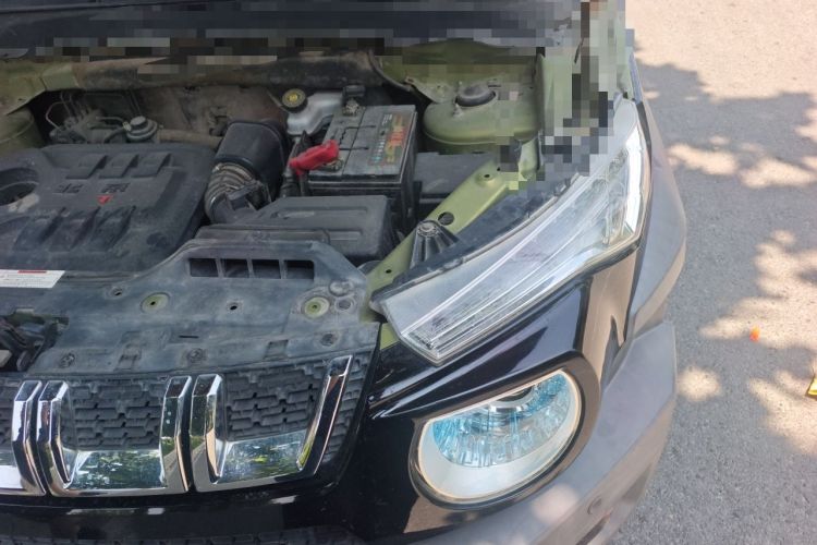 Used BAIC Off-Road BJ20 2016 1.5T CVT Luxury Model Engine Bay Left