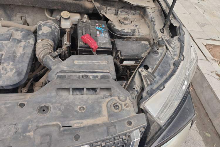 Used BAIC Off-Road BJ20 2016 1.5T CVT Prestige Edition Engine Bay Left