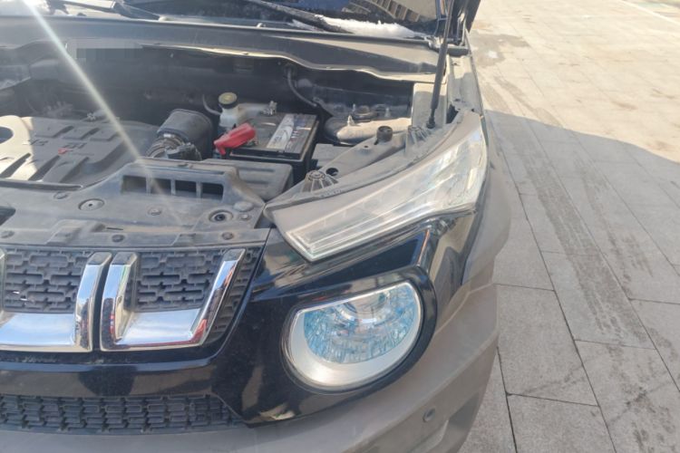 Used BAIC Off-Road BJ20 2016 1.5T CVT Luxury Model Engine Bay Left