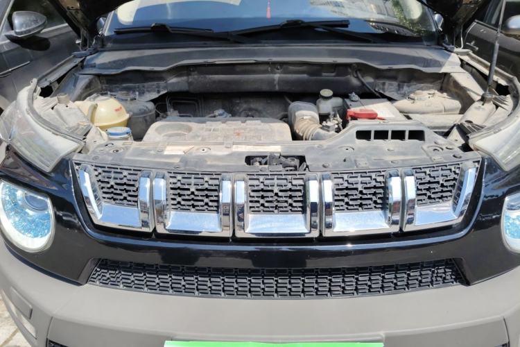 Used BAIC Off-Road BJ20 2016 1.5T CVT Prestige Edition Engine Bay