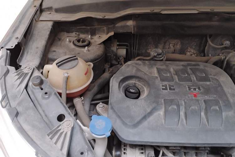 Used BAIC Off-Road BJ20 2016 1.5T CVT Luxury Model Engine Bay Right