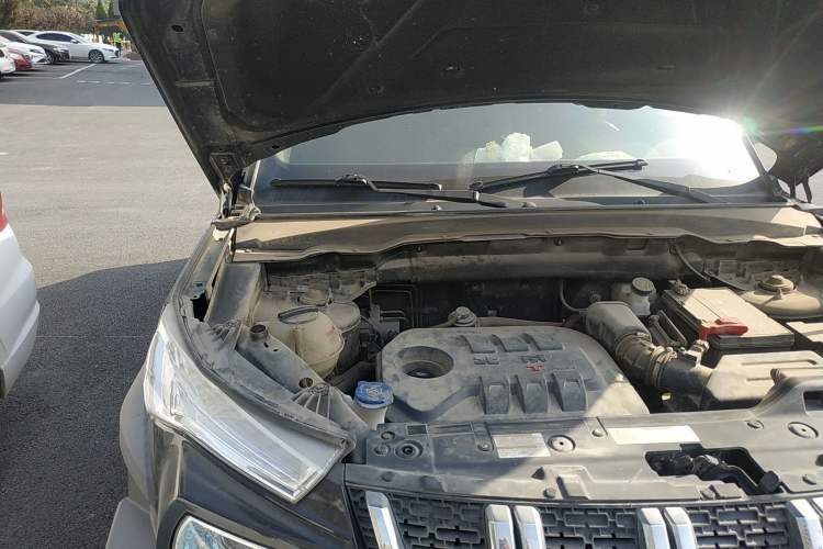 Used BAIC Off-Road BJ20 2016 1.5T CVT Luxury Model Engine Bay Right