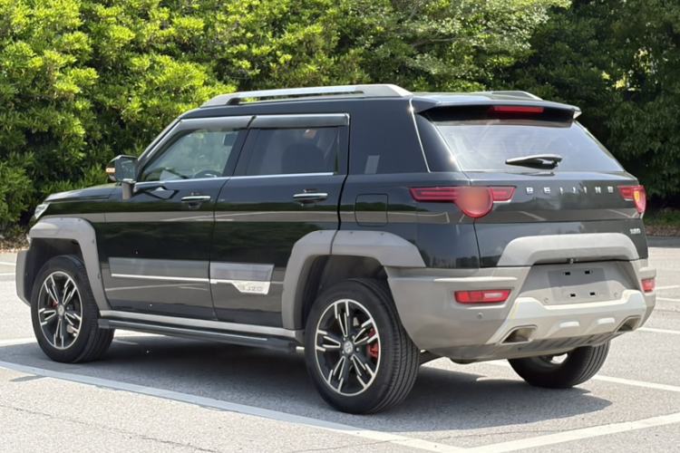 Used BAIC Off-Road BJ20 2016 1.5T Manual Luxury Model Exterior 4
