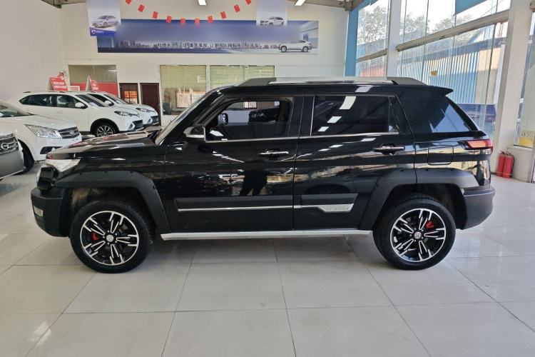 Used BAIC Off-Road BJ20 2016 1.5T CVT Luxury Model Exterior 5