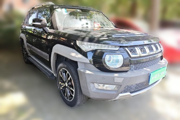 Used BAIC Off-Road BJ20 2016 1.5T CVT Prestige Edition Front Right 45 Deg