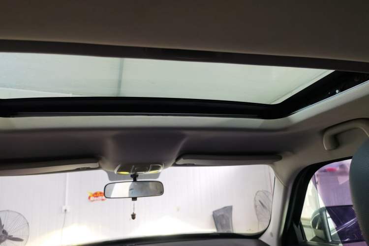 Used BAIC Off-Road BJ20 2016 1.5T CVT Luxury Model Headliner